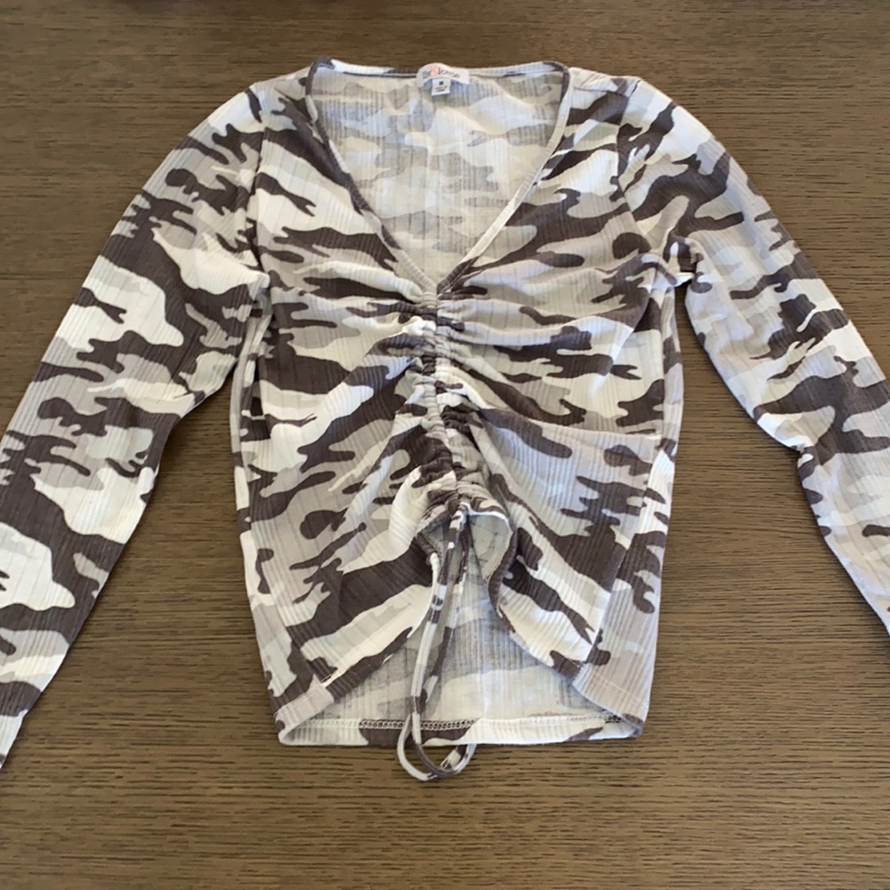 Gray Camo Tie Crop Top Long Sleeved